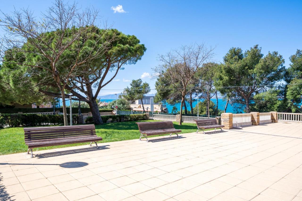 Hauzify I Apartament Punta Del Cavall Salou Bagian luar foto